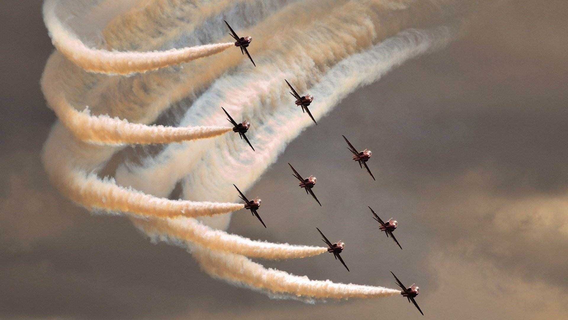 法甲“领头羊之战”:巴黎圣日耳曼迎战里昂,冠军悬念升级