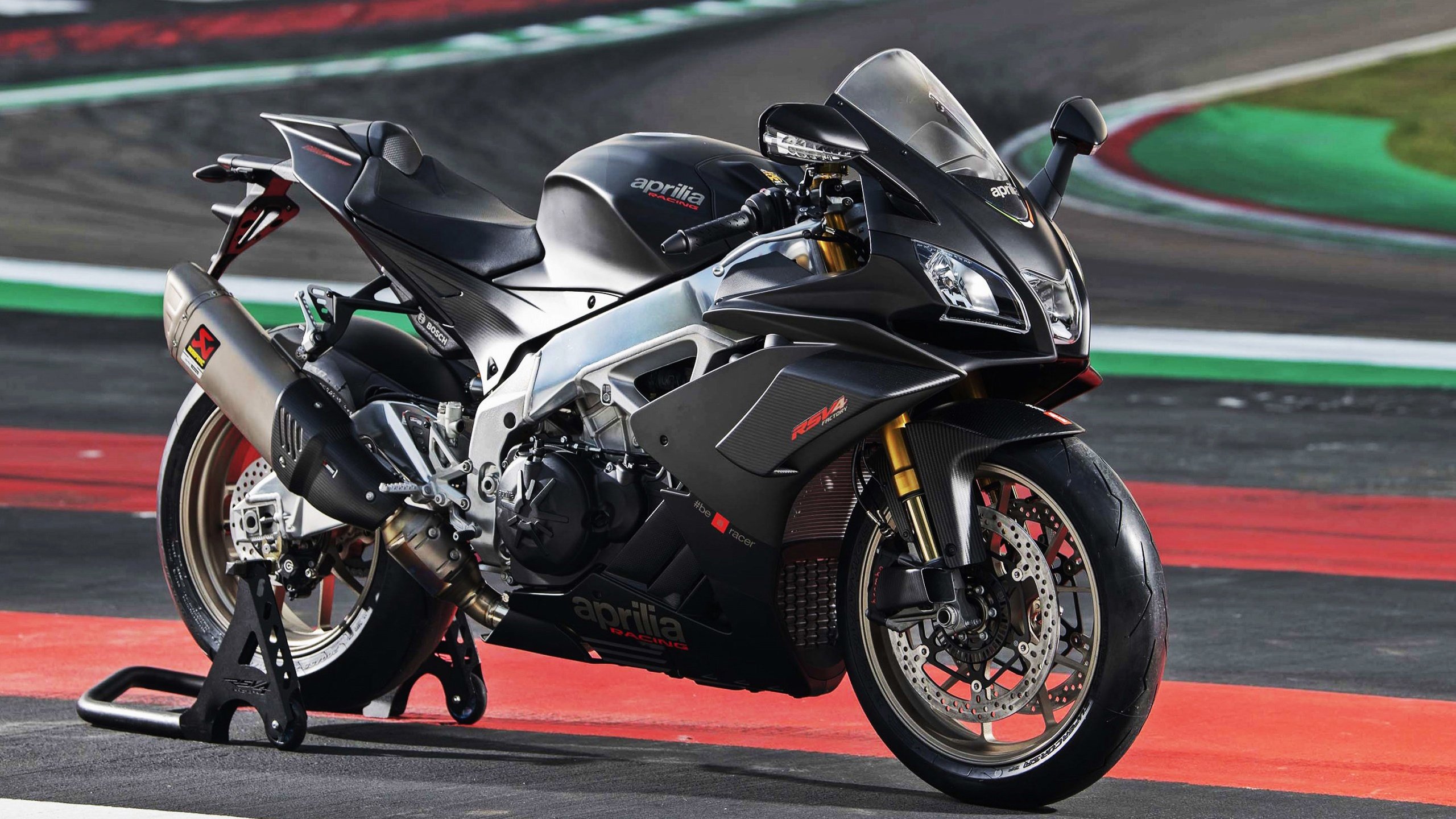 开云体育娱乐-退役球员转型执教为中国篮球发展注入新鲜力量，退役的篮球运动员都在干嘛